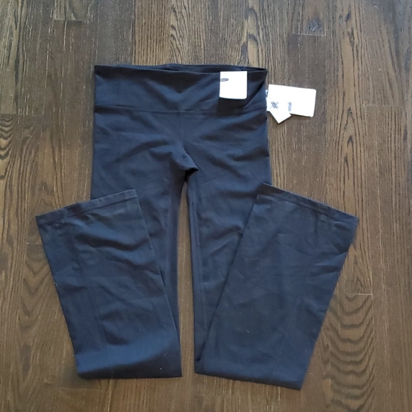 🌟NWT🌟 GapFit Gdance Slim Black Pant Bootcut M - Picture 3 of 5